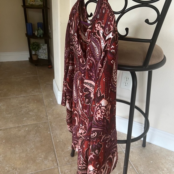 Plus Size Blouse - Picture 3 of 5